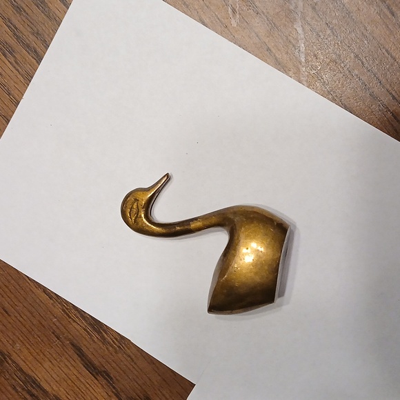 2 Vintage Brass Swans - Picture 3 of 3